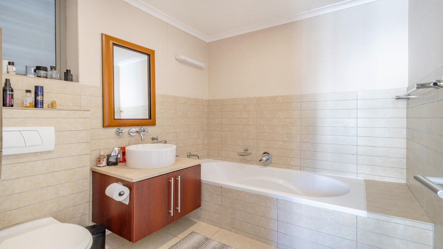 2 Bedroom Property for Sale in Tyger Valley Western Cape